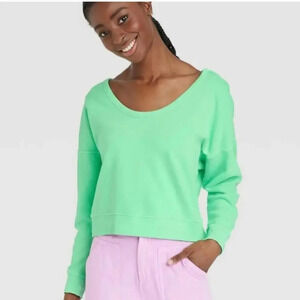 NWT Universal Thread Women's Green French Terry Scoop Neck Pullover Sweatshirt